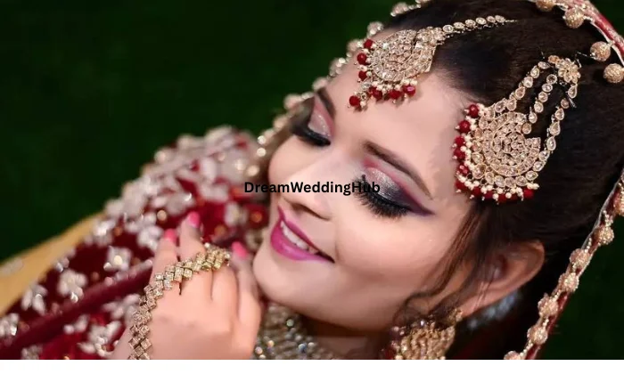 Makeover The Beauty Lounge